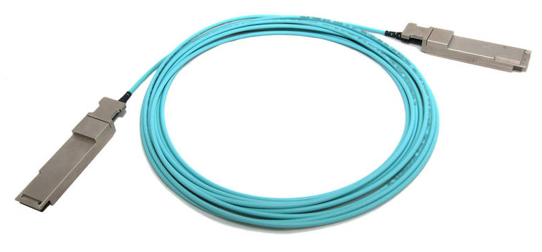 Active optical Cable (AOC) für QSFP-Module, Foto: Sylex