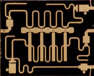 Mikrowellen-Verstärker in MMIC-Technologie, Foto: rfsaconsulting.com
