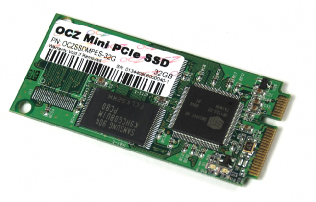 MiniPCIe with SSD memory of 32 GB, photo: tweakers.net
