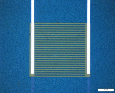 Nanokristalliner SnO2-Dünnfilmsensor mit 80 nm Schichtdicke. Foto: nanosystemtechnology.com